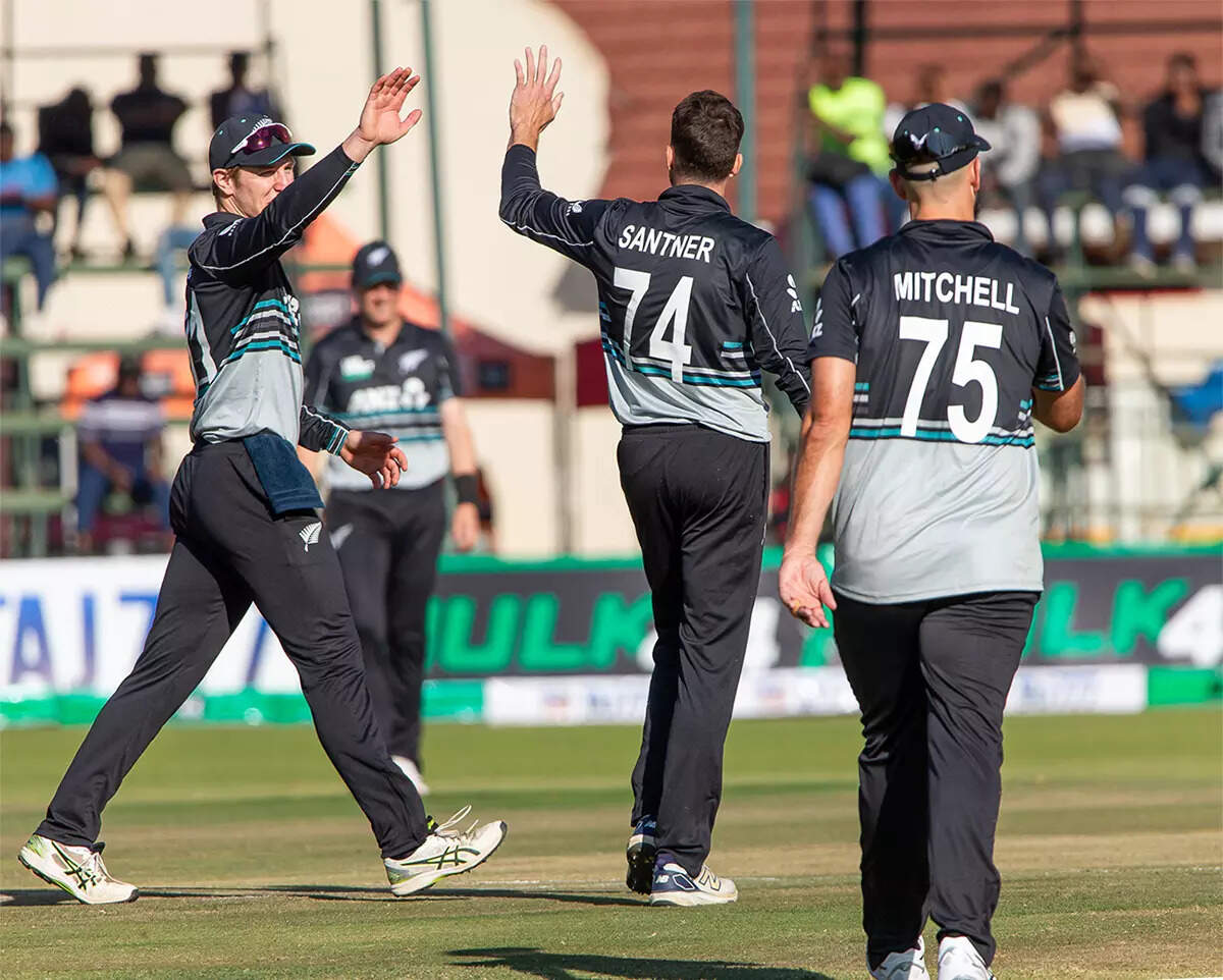 Matt Henry defends 7 runs in last over! NZ clinch thriller to win tri-series