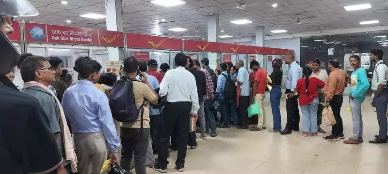 Rakhi rush creates software snag: Long queues, slow services mark Ranchi post office work