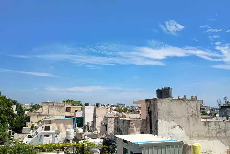 Light rain in Gurgaon keeps humidity in check, more in store this week
