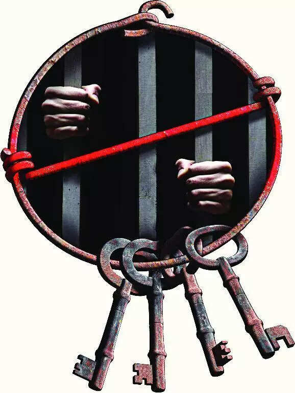 Wife of BNP man who lived illegally in India for 30 yrs held