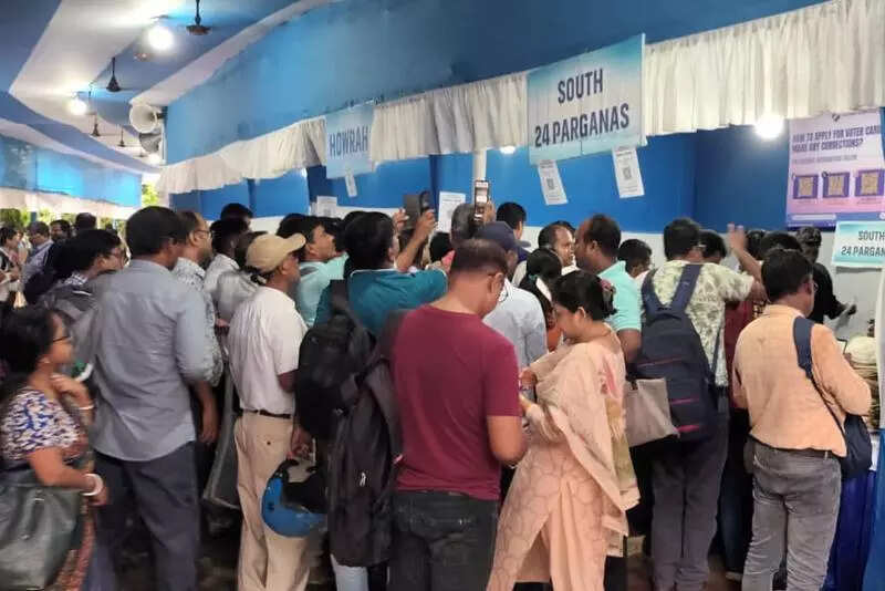 EC conducts day-long training session for Bengal poll officers
