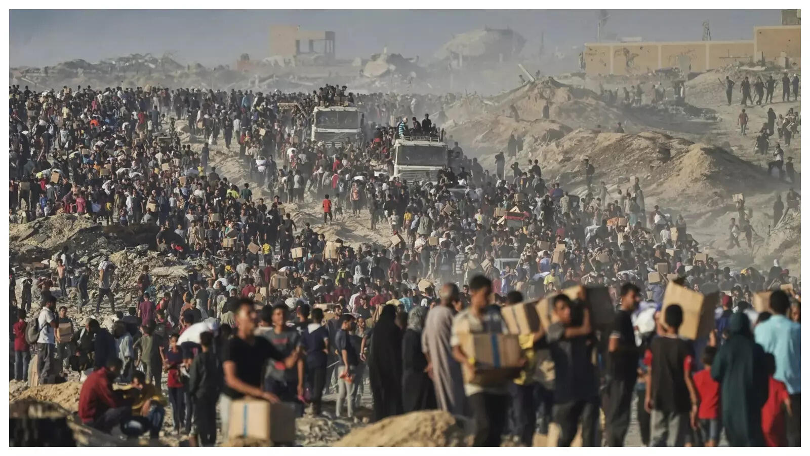 10-hr 'pause' in Gaza, but strikes kill 38; UAE, Jordan airdrop aid – Top developments