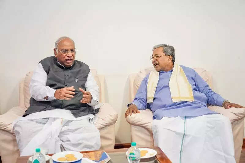 Kharge rues not becoming chief minister in 1999