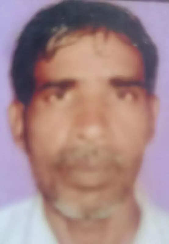 Barabanki group caught in Mansa Devi stampede; farmer dead, many hurt