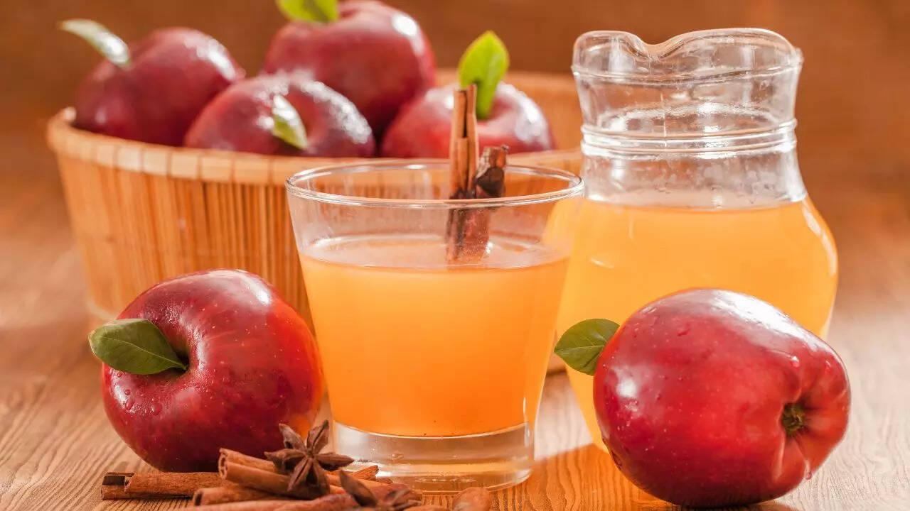 Apple cider vinegar hydration tonic