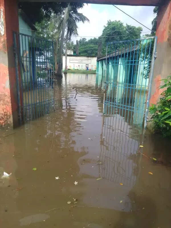 Floodwaters start to recede but several villages still flooded in 6 districts