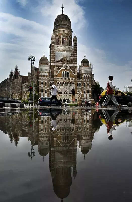 To protect newly concretised roads, BMC to fine Ganpati mandals Rs 15,000 per hole