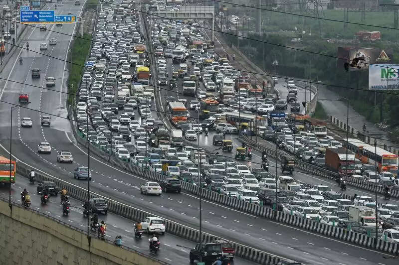 It’s a crawl: Traffic thrown out of gear during rush hours