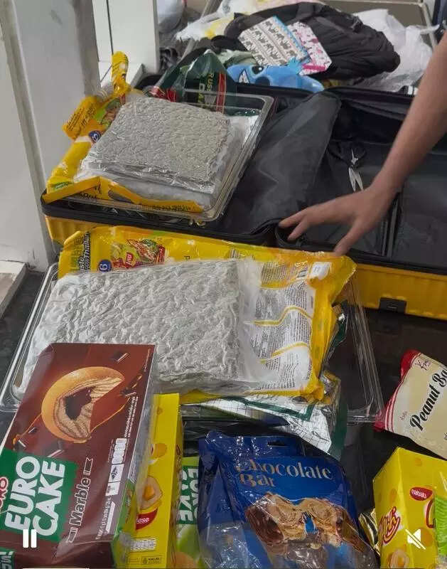 25kg marijuana worth Rs 30cr seized from 3 flyers at city airport