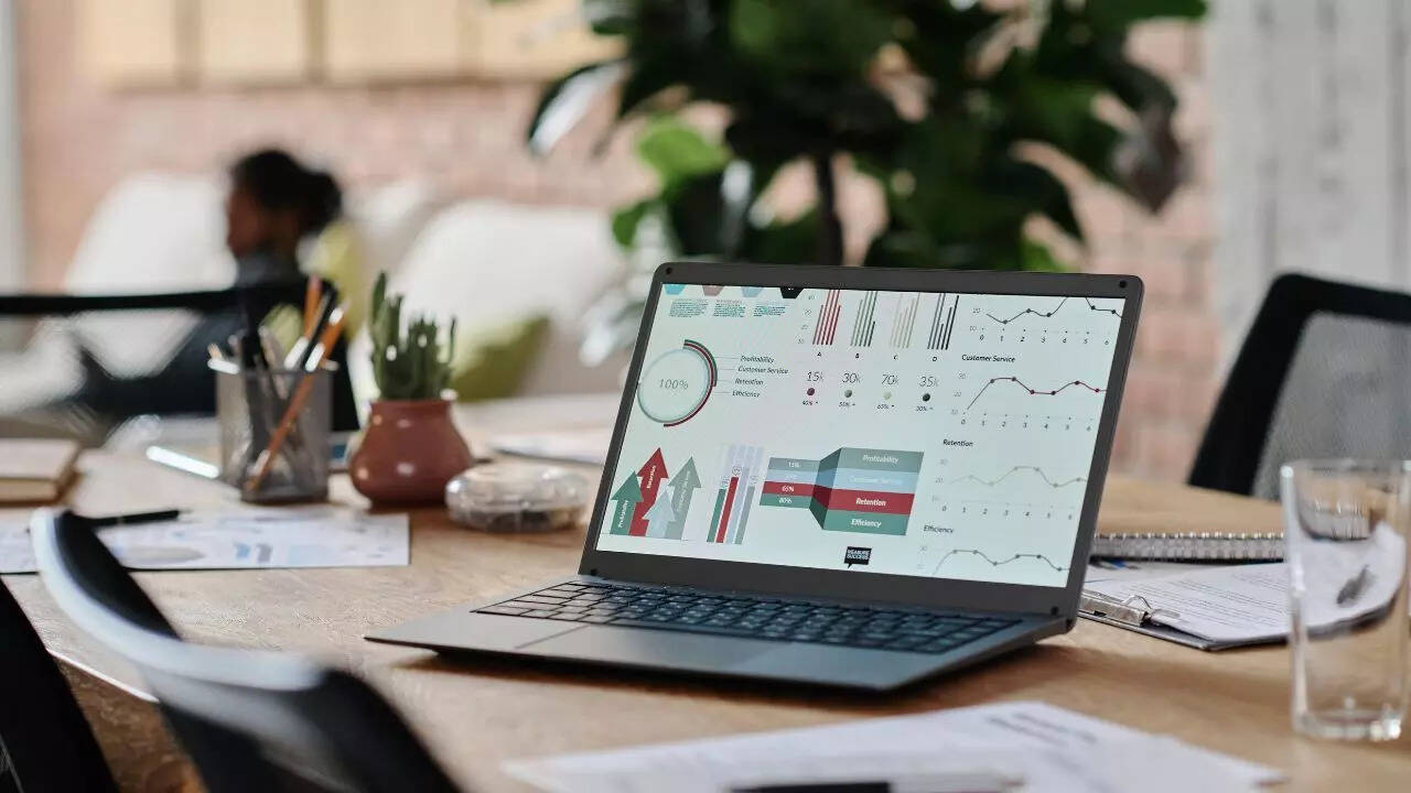 Burnt out at work? Revamp your space with these calming workspace ideas that actually work