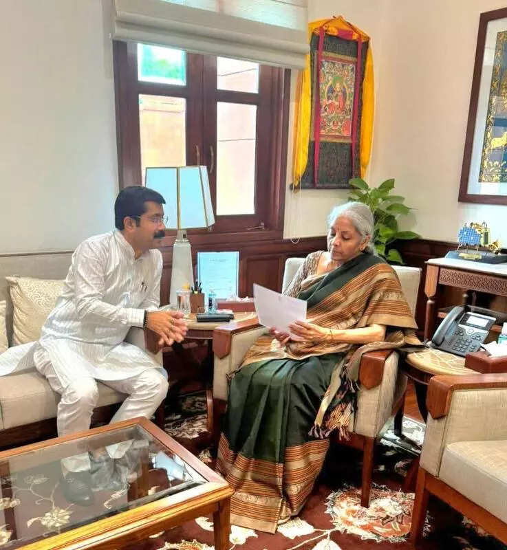 RS MP meets FM, seeks LIC policy reforms