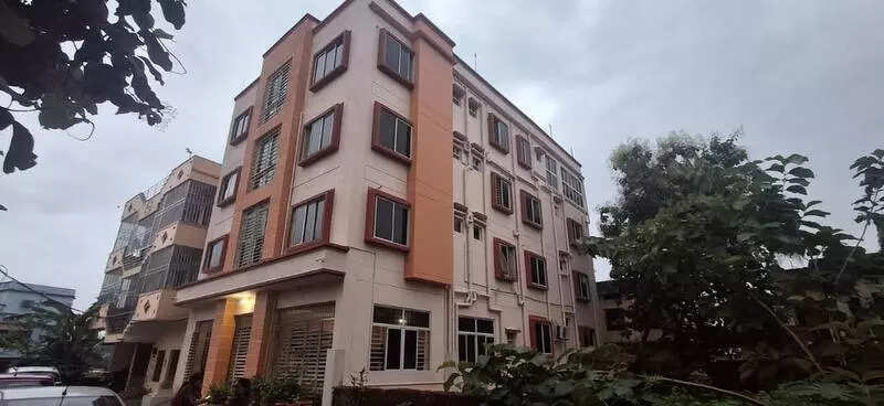 Chance detection leads to unearthing of engineer’s massive wealth