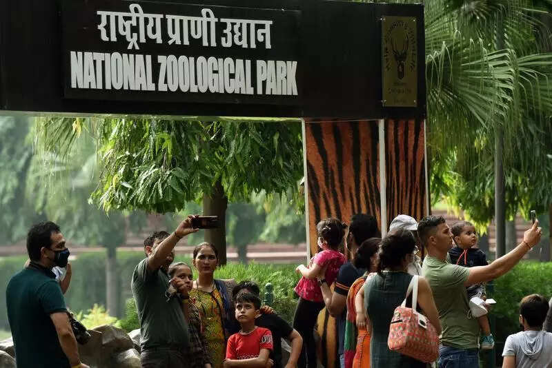 Delhi zoo may increase ticket prices to 100
