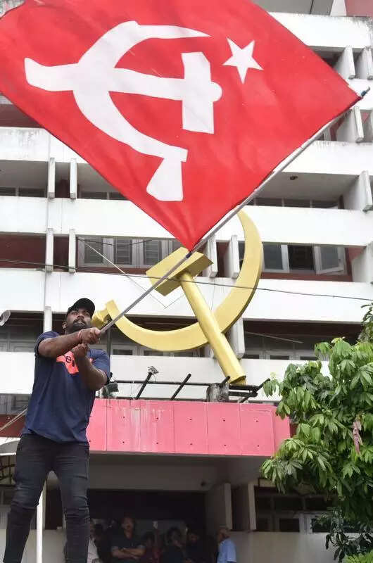 AKG Centre built on revenue land, guv seeks VC’s report