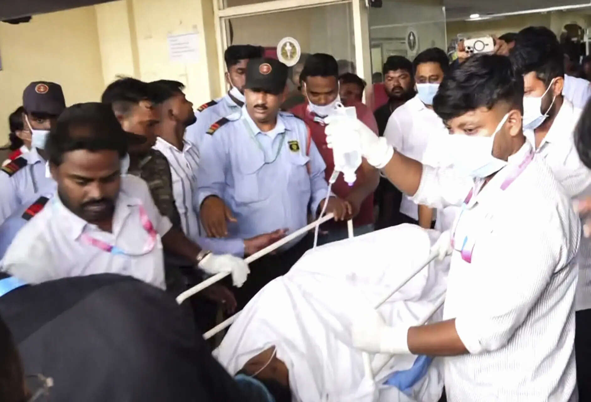 15-year-old  girl with 75% burns dies in Delhi: Odisha CM expresses shock; cops probing case