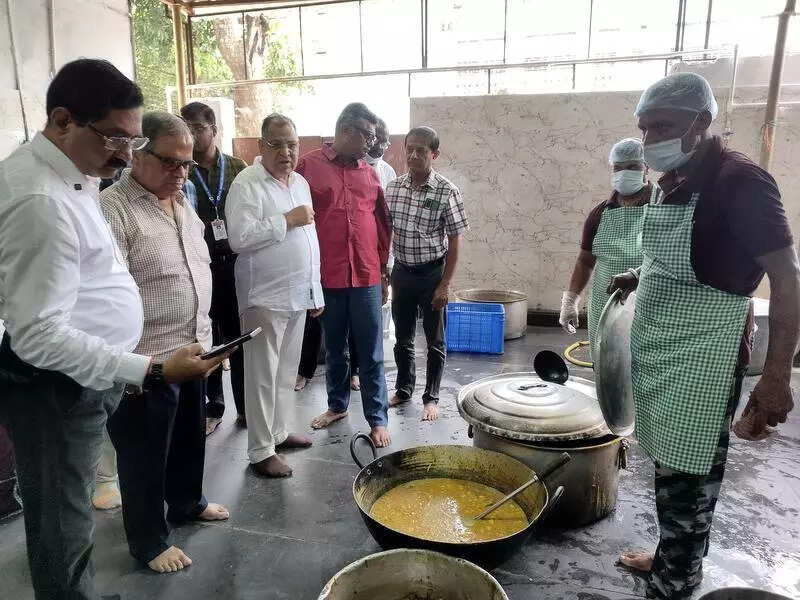 HC seeks fresh report on condition of SCB’s central kitchen