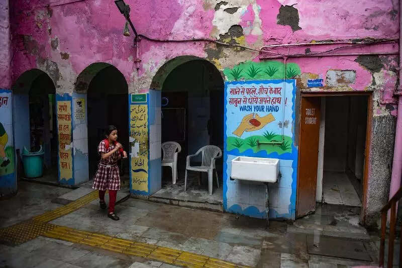 Cracks in the System: Chandni Chowk’s Urdu Medium Schools Struggle With Neglect