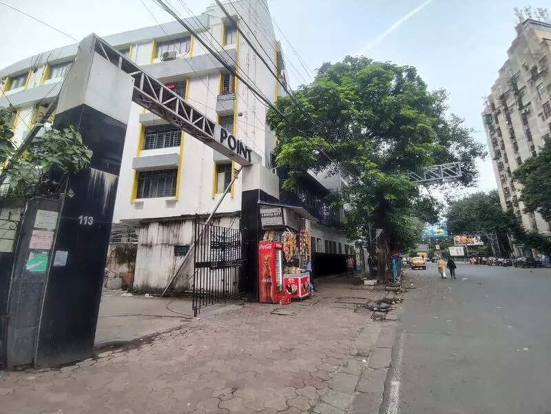 Two injured in Park Street parking fracas