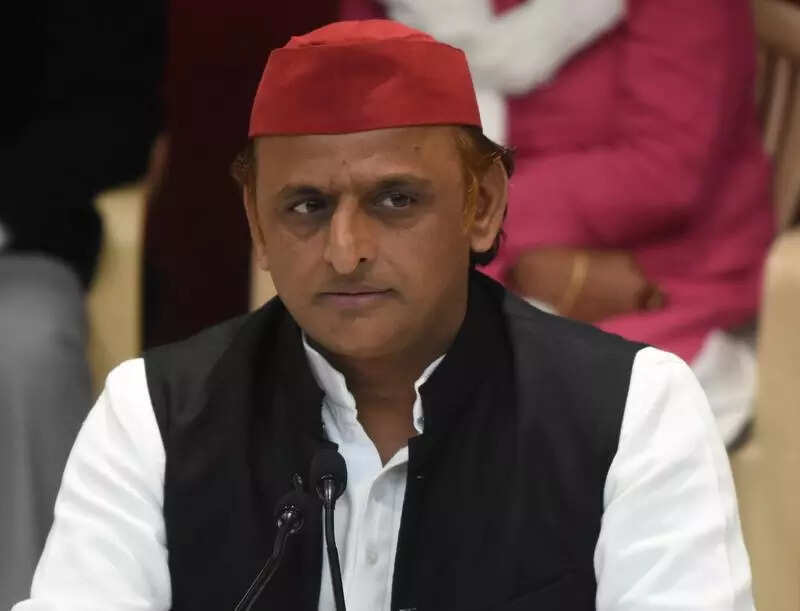 BJP govt’s ‘Swadeshi’ call mere rhetoric: Akhilesh