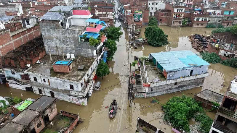 Yogi’s ‘Team 11’ hits ground zero, steps up flood relief