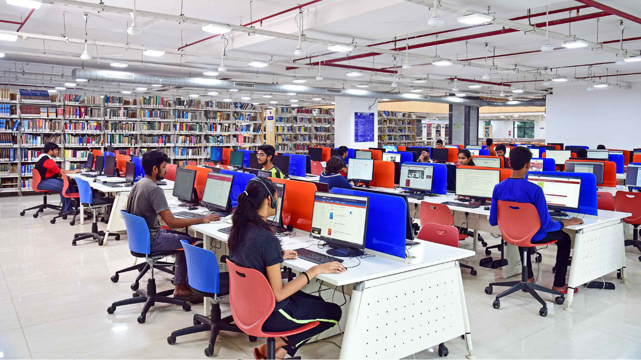 Bihar unveils Rs 94.5 crore plan for digital libraries; approves 2400 MW power plant