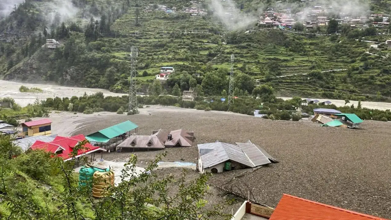 Uttarakhand floods: At least 10 Army jawans missing; helicopters on standby for rescue operations