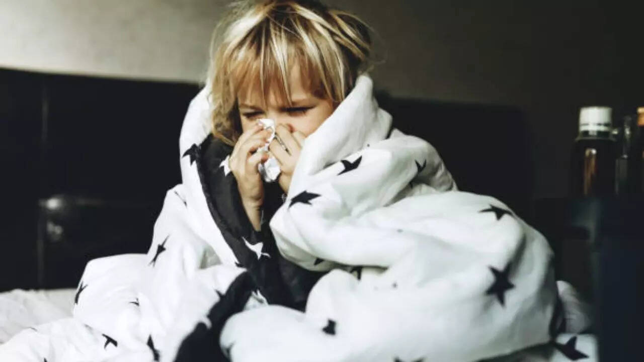 Cold-like early symptoms