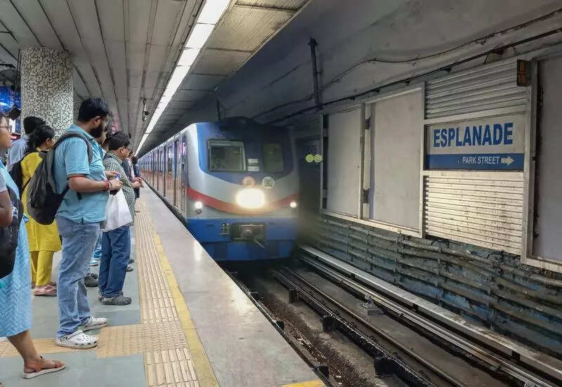 Blue Line ACs, ventilation system to undergo 500cr overhaul after 40 years