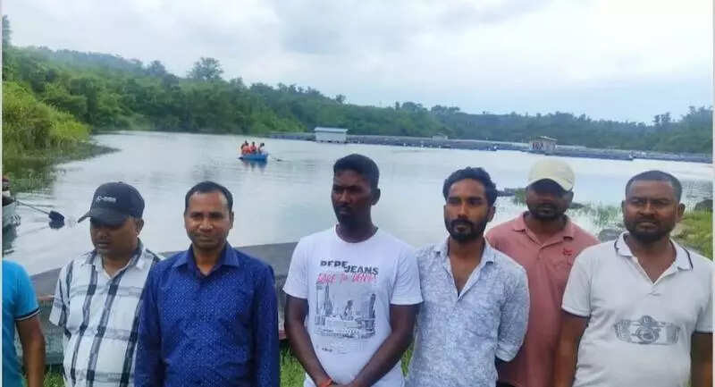 Coal pit fish farming a big draw for Ramgarh villagers