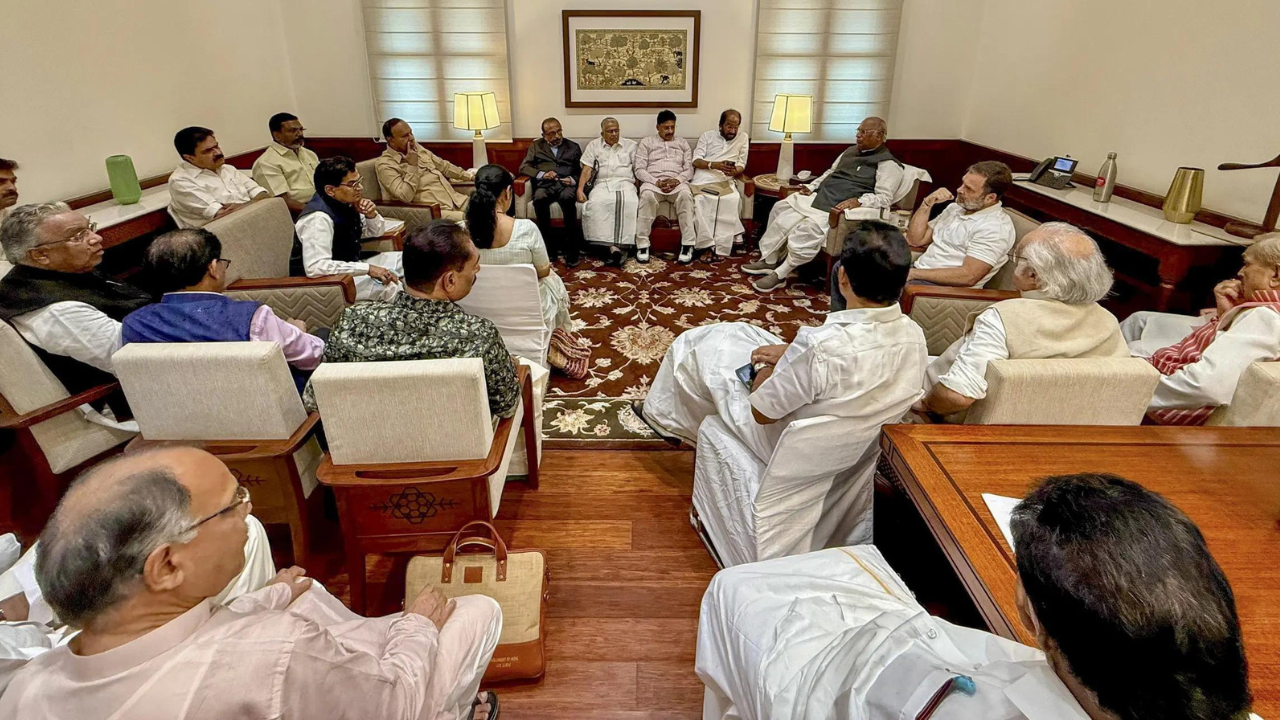 Big INDIA bloc parties reject smaller allies’ plea to find a way to let Parliament run
