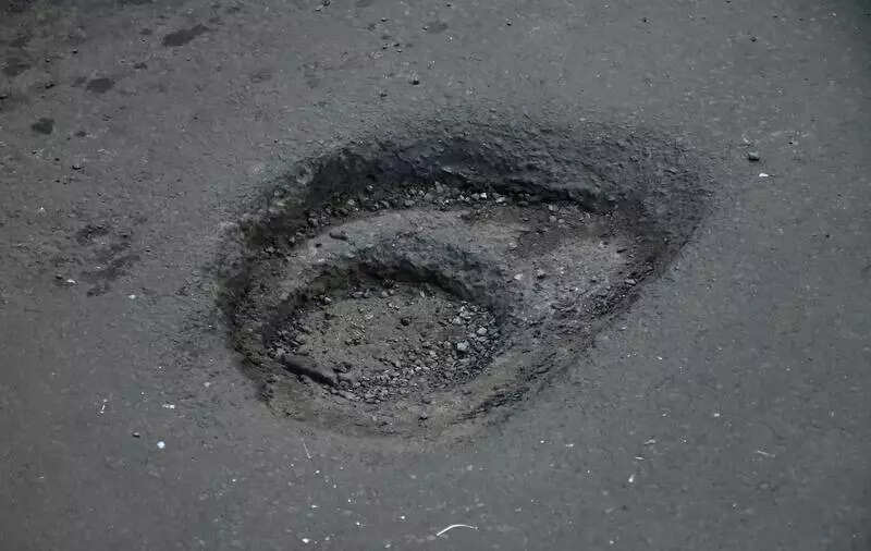 KMC’s asphalt units can’t keep up with demand for battered roads