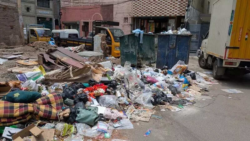 Garbage Crisis Persists in Zone 5 and 6 Despite Chennai Enviros Early Start