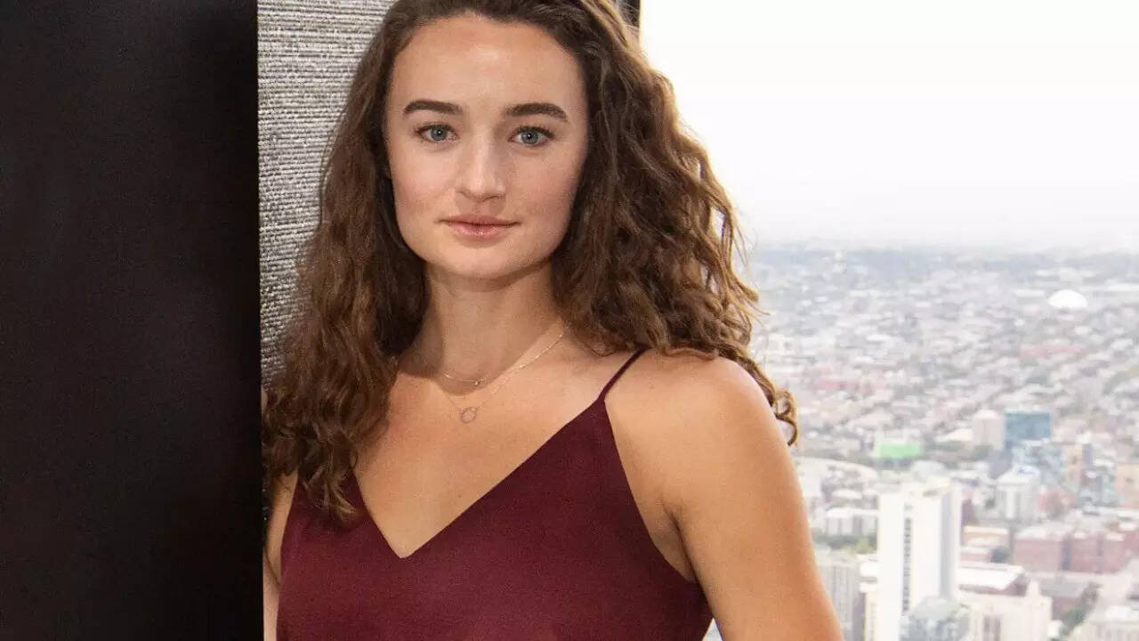 Kelley Mack (4)