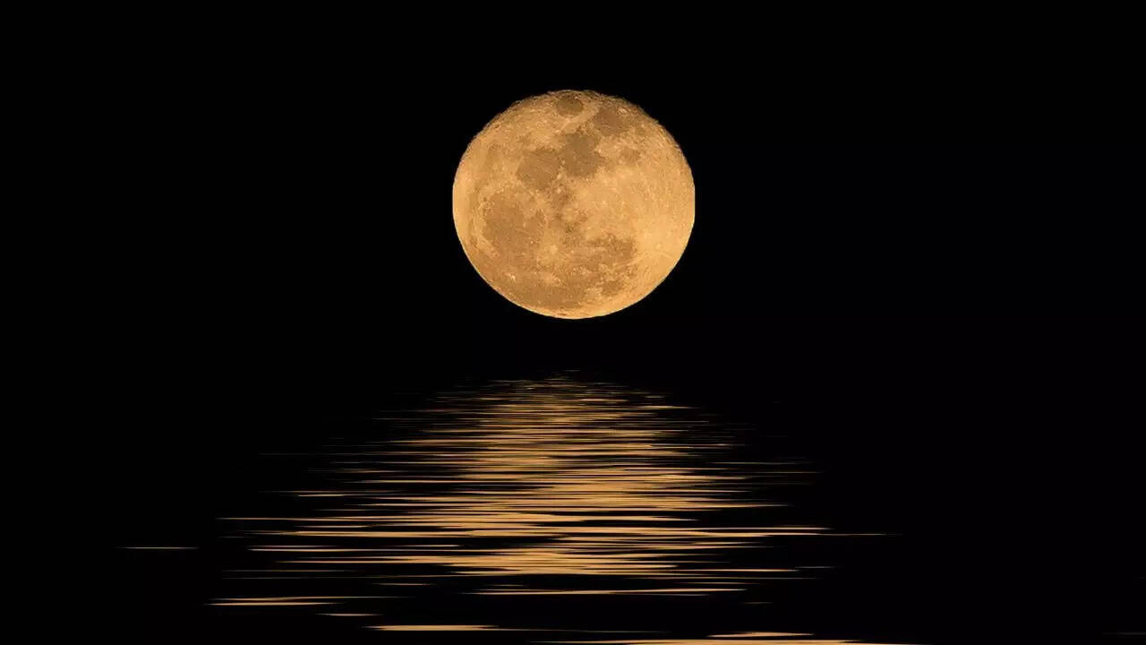 Sturgeon Moon 2025: When and where to watch the rare 2-night full Moon