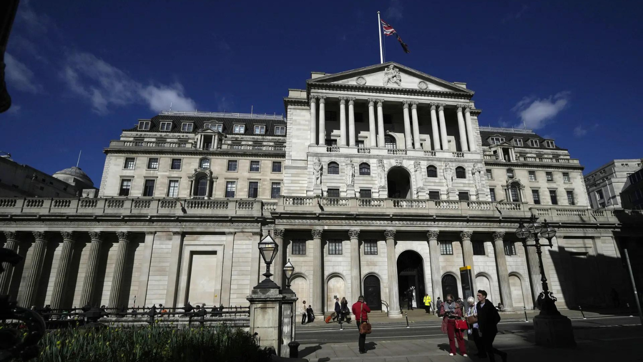 Bank of England trims rate to 4%; signals cautious easing ahead