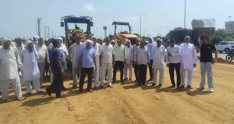 Locals protest Pachgaon toll plaza plan, want underpass