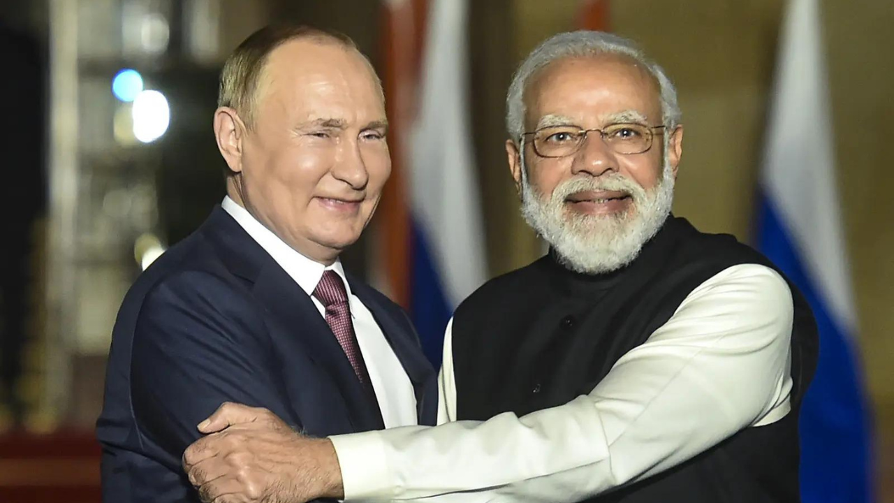 PM Modi speaks to Putin: Discusses deepening India-Russia ties; PM invites Putin to come to India later this year