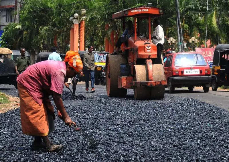 Road devpt: 2nd reach enters tendering stage