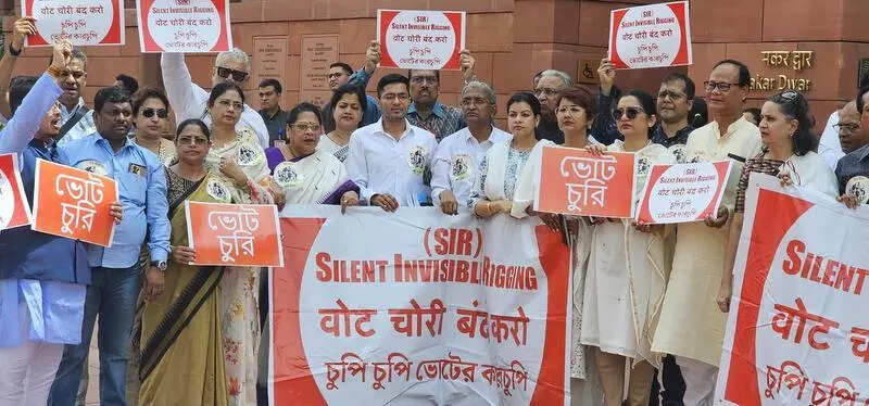 Will back any party standing against SIR: Abhishek