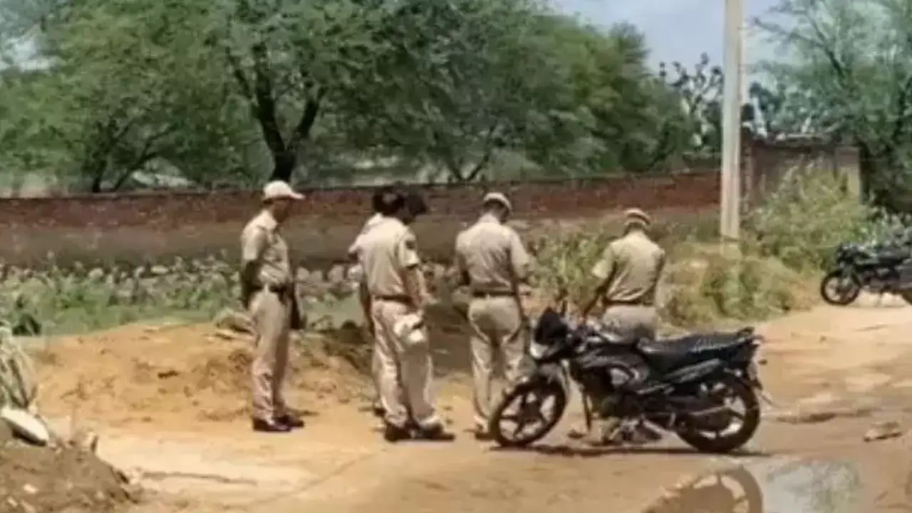 Triple murder in Delhi: Man kills wife, daughters in Karawal Nagar; accused absconding