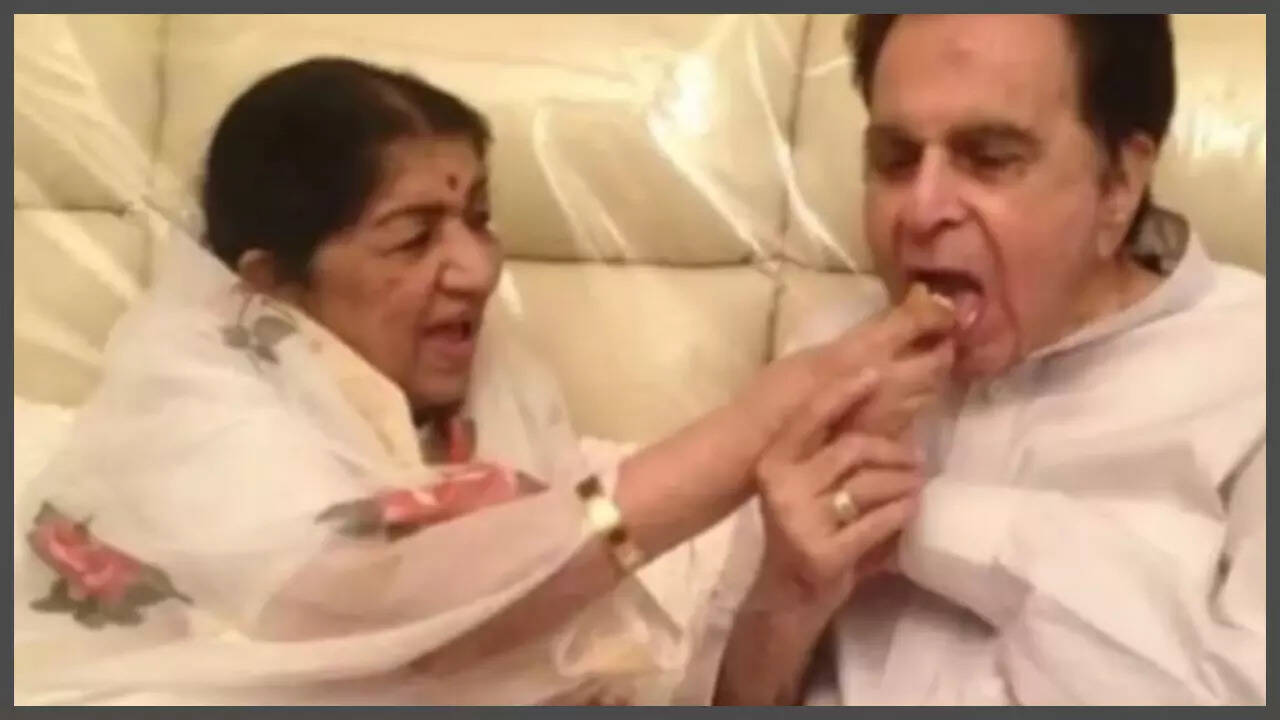 Saira Banu shares UNSEEN pics of Dilip Kumar-Lata Mangeshkar