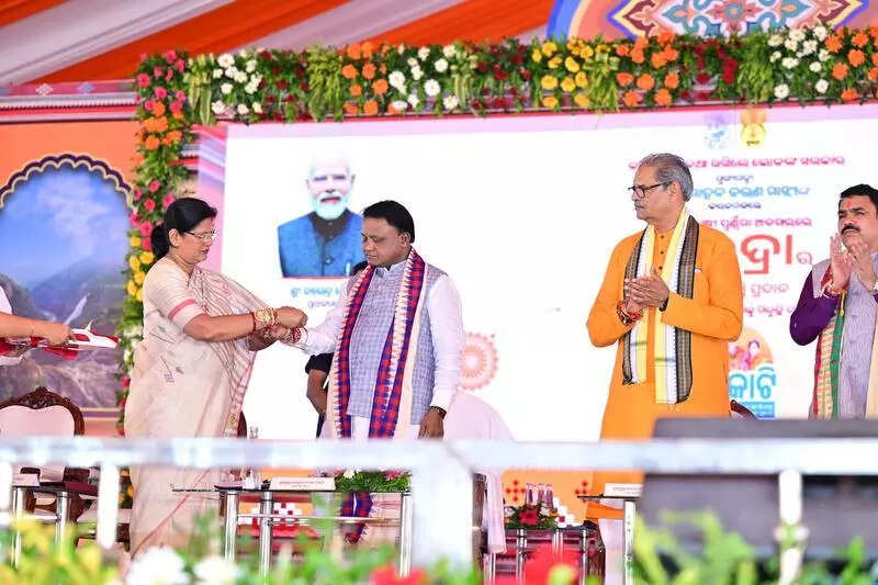 CM disburses Subhadra money to 1.24cr women