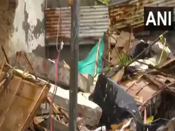 Delhi wall collapse: 49-year-old tenant arrested; landlord on run