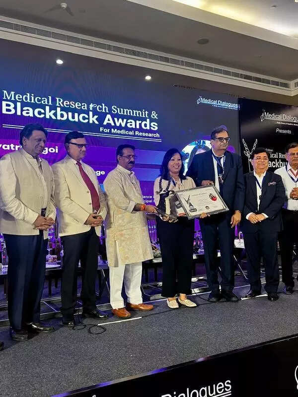 AMCH doc 1st from NE to get nat’l-level medical award for cancer research