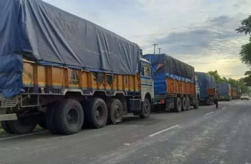 Mizoram traffic curb lifted: Over 800 vehicles released