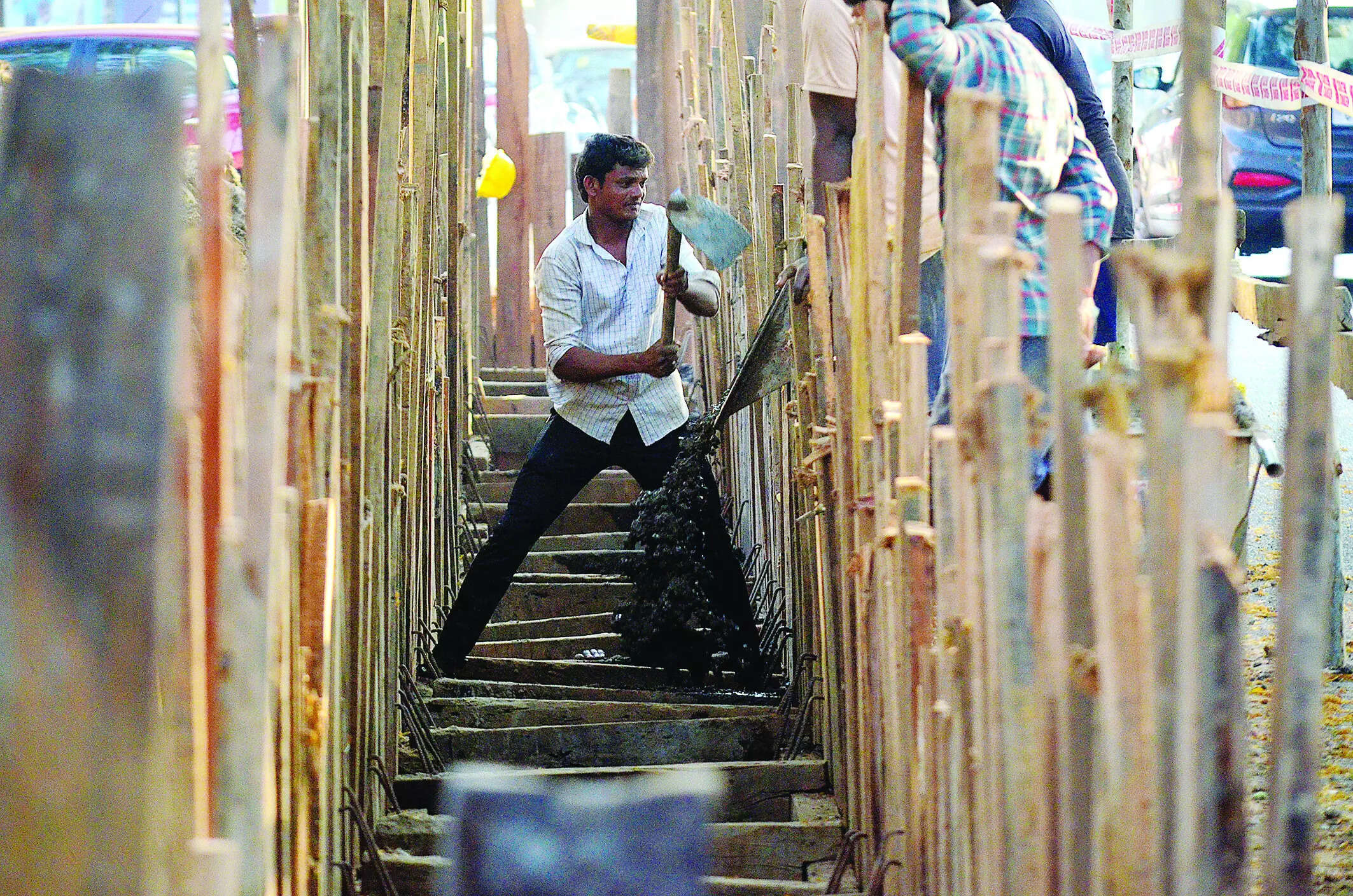 CAG flags gaps in welfare system for construction workers, laxity in safety checks