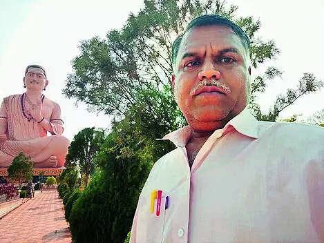 This Muslim man has been teaching Sanskrit for 26 years