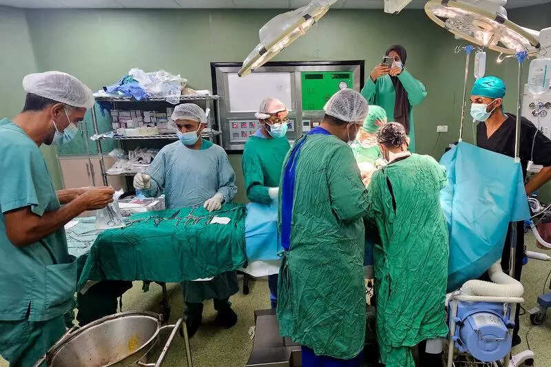 In Mumbai, 200 people protest against civic body hospital privatisation