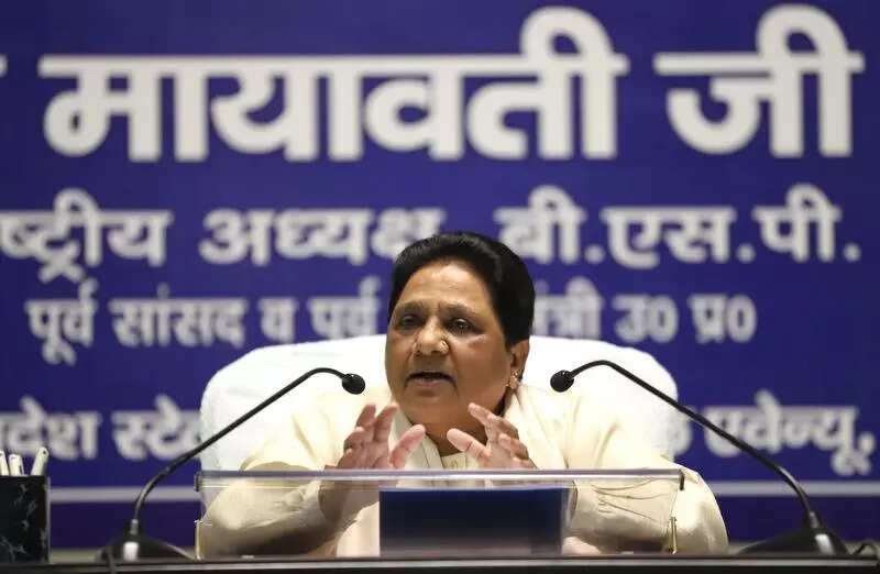 Mayawati for serious talk in Assembly, Parl