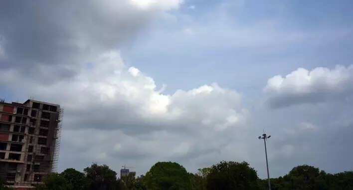 Biz ops, illegal structures found in hsg units during checks in Gurgaon, 1k served notices